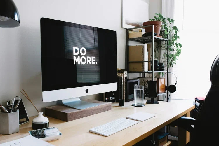 What Is a Shopify Retainer and Is It Worth Paying For?
